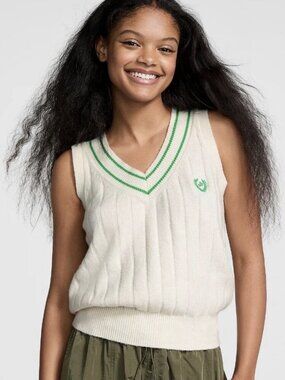 PINK Victoria’s Secret Cable Knit Sweater Vest Preppy Academic Tennis Small NEW
